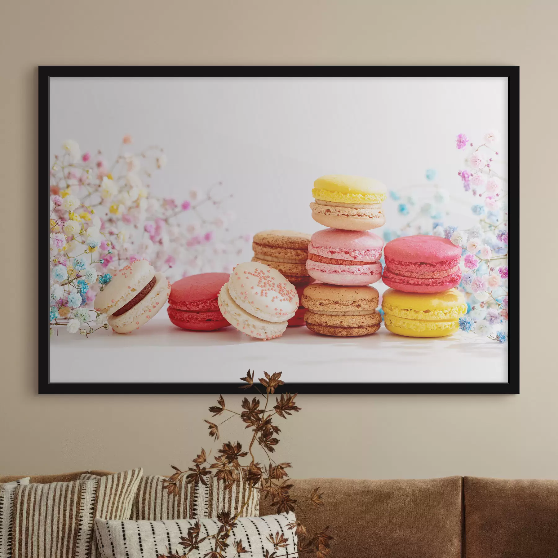 Wandbilder Bunte Macarons zwischen zarten Blumen f37757