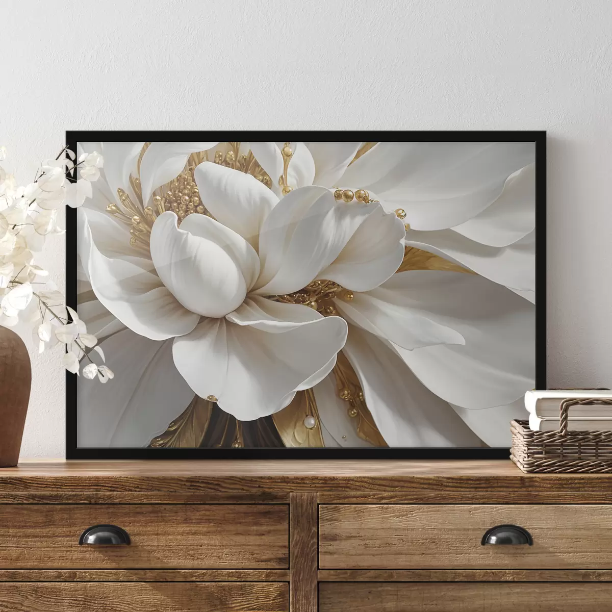 Poster Eine Nahaufnahme einer großen weißen Blume mit zarten Blütenblättern und Staubgefäßen in der Mitte Minimalismus f38762