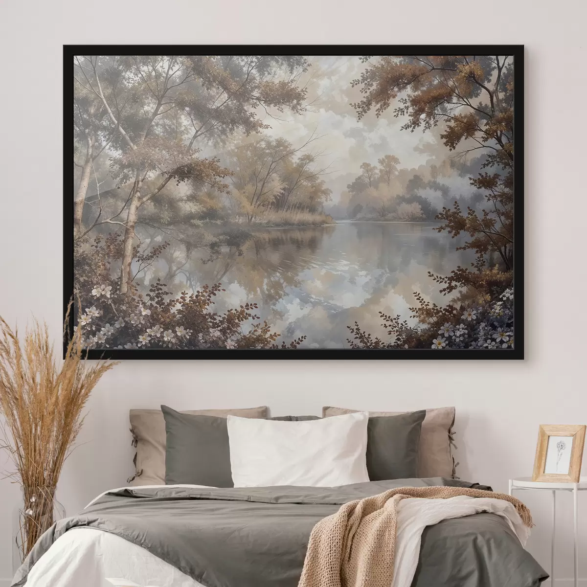 Poster Herbstlandschaft mit einem ruhigen See, umgeben von Bäumen mit leuchtend orangefarbenem und gelbem Laub f39511