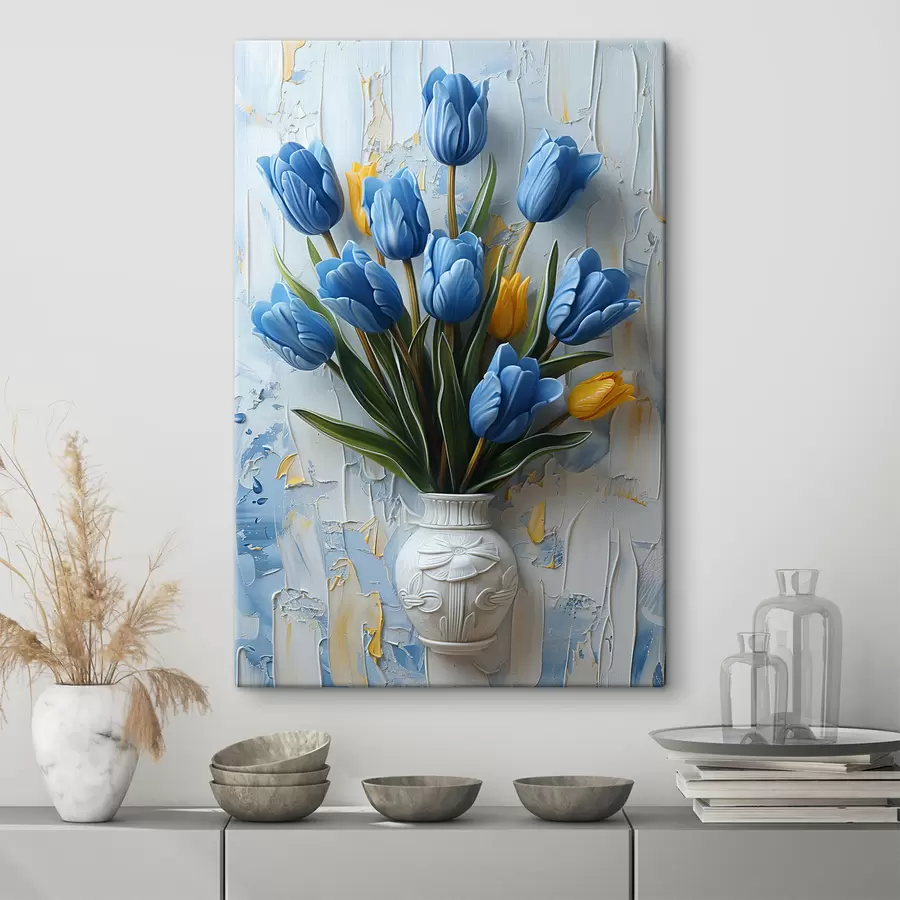 Wandbilder Blaue und gelbe Tulpen in 3D: elegantes ölgemaltes Wandbild mit weißem und hellblauem Hintergrund und gravierter Vase s39637