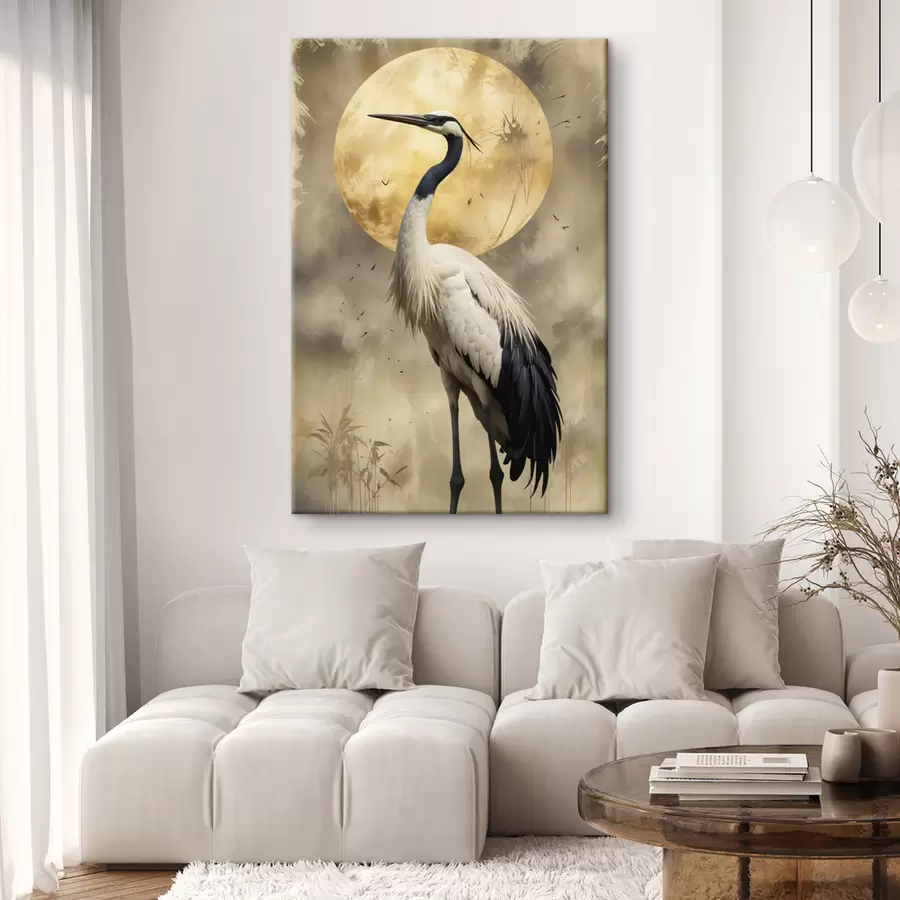 Wandbilder Ein majestätischer grauer Kranich, der vor einem großen Vollmond steht, mit einem unscharfen natürlichen Hintergrund s40591