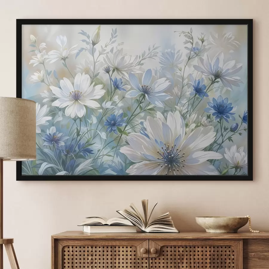 Fototapete Ein Feld mit weißen und blauen, gänseblümchenähnlichen Blüten mit grünen Blättern und Stängeln vor einem weichen, verschwommenen Hintergrund f41086