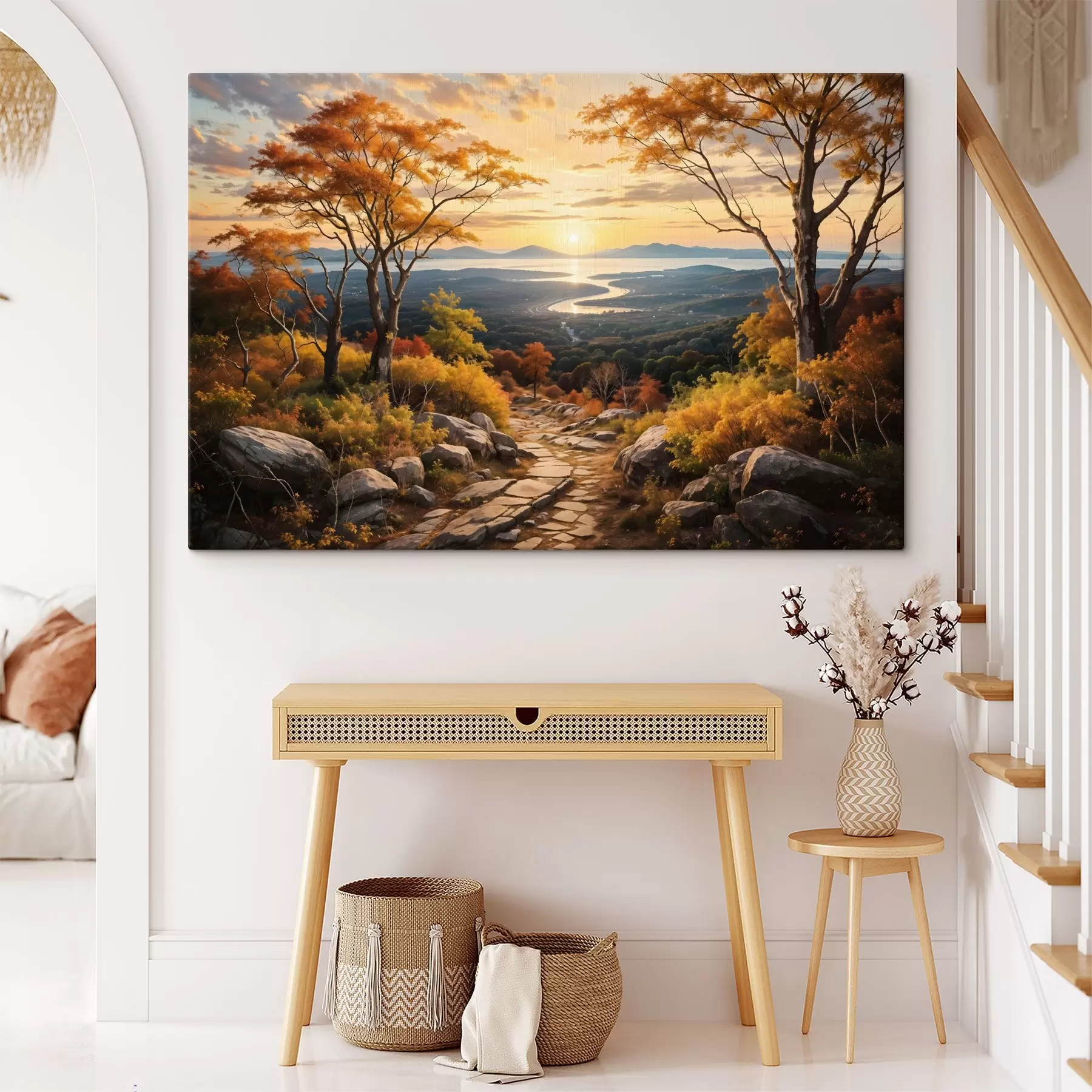 Wandbilder Landschaft mit einem gewundenen Feldweg, der durch einen Wald mit herbstlich gefärbten Bäumen und einem Sonnenuntergangshimmel führt s41732