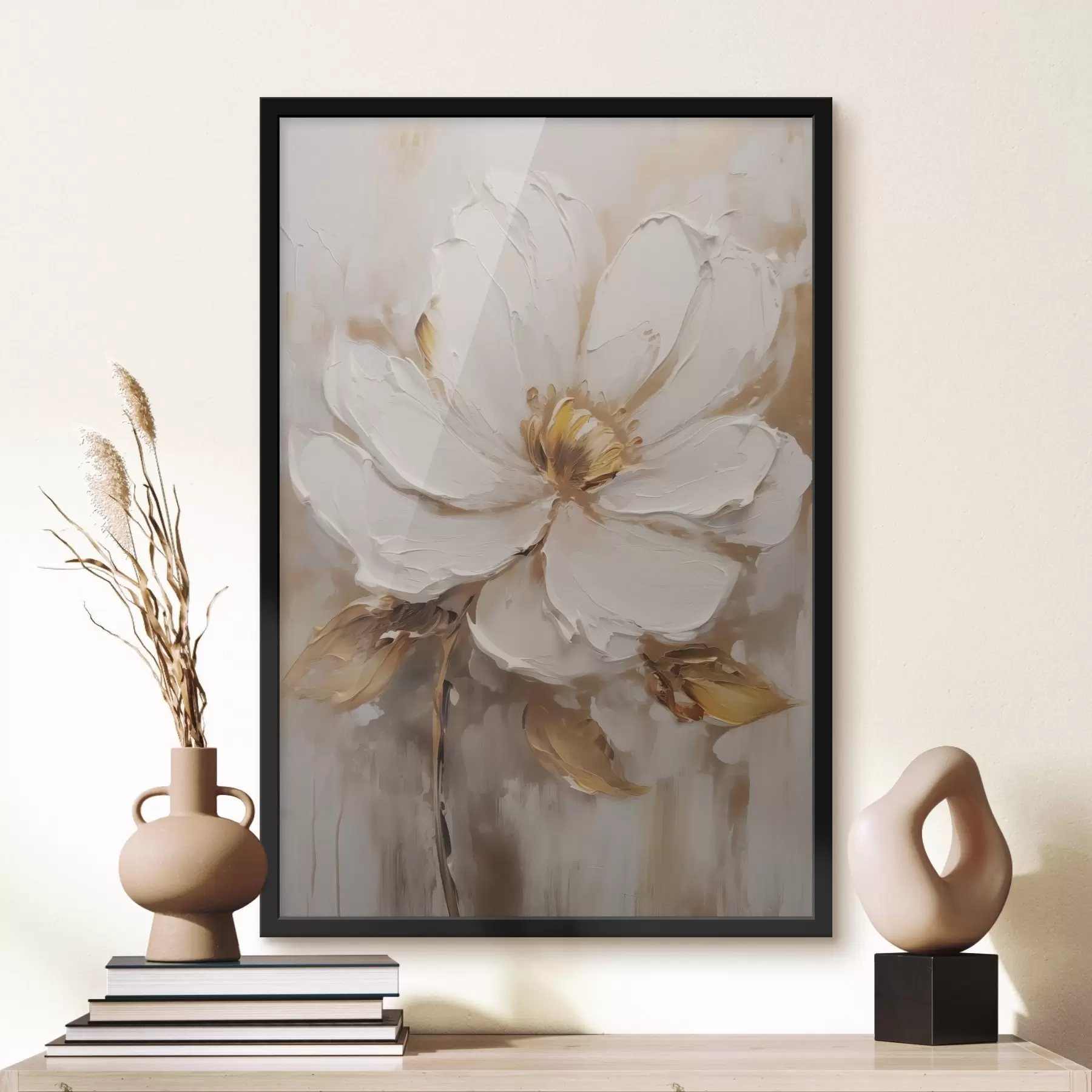 Fototapete Eine weiße Blume mit gelben Schattierungen auf einem strukturierten Hintergrund f41820