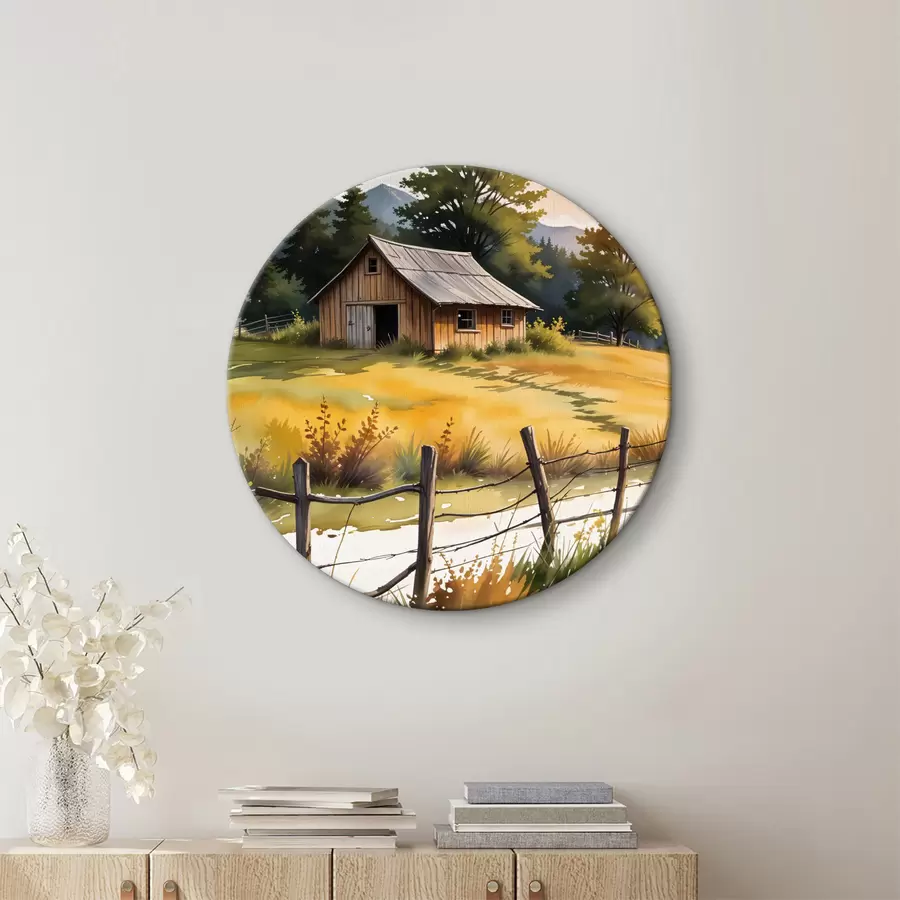 Wandbilder Ein altes Holzhaus in ländlicher Umgebung, umgeben von einer Wiese, Pinien und Bergen r40394