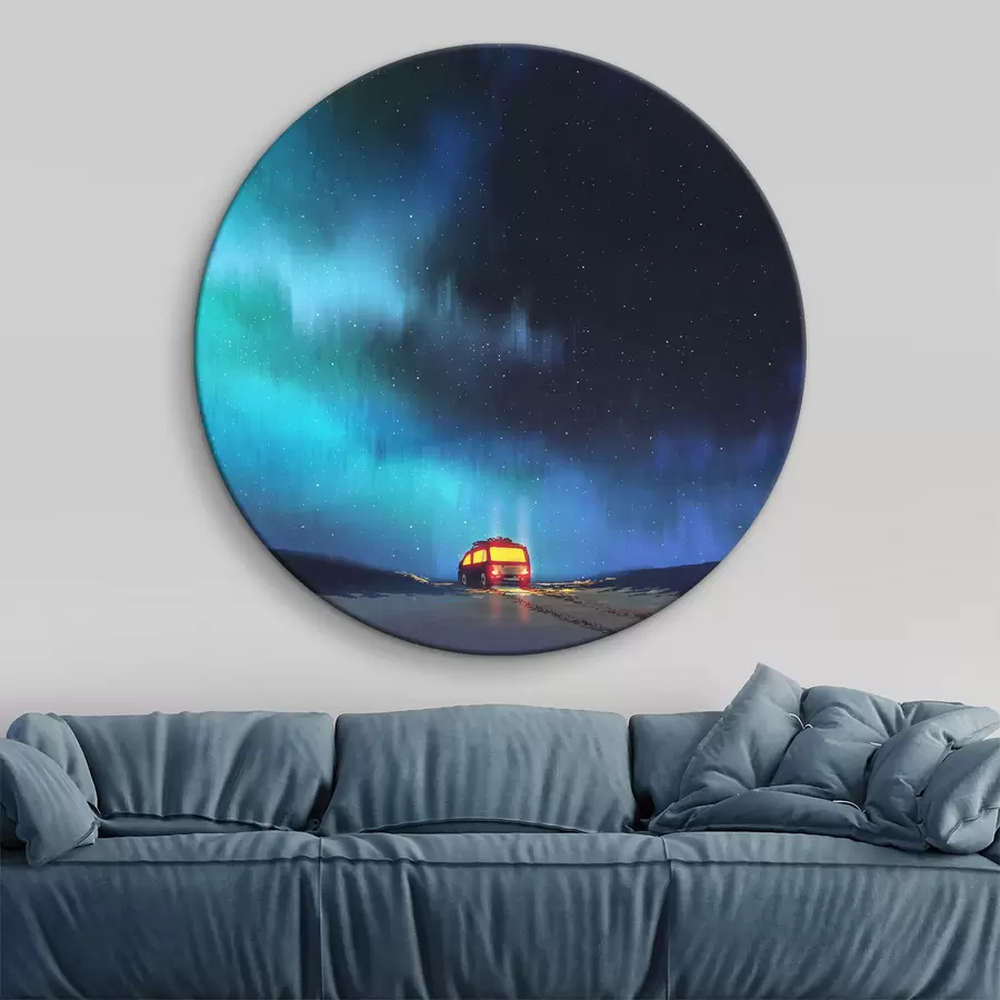 Wandbilder Bus auf einer verschneiten Straße mit Lichtern am Himmel r37111