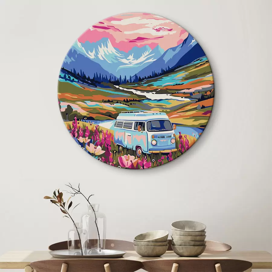 Wandbilder Ein Lieferwagen fährt durch ein Blumenfeld r38260