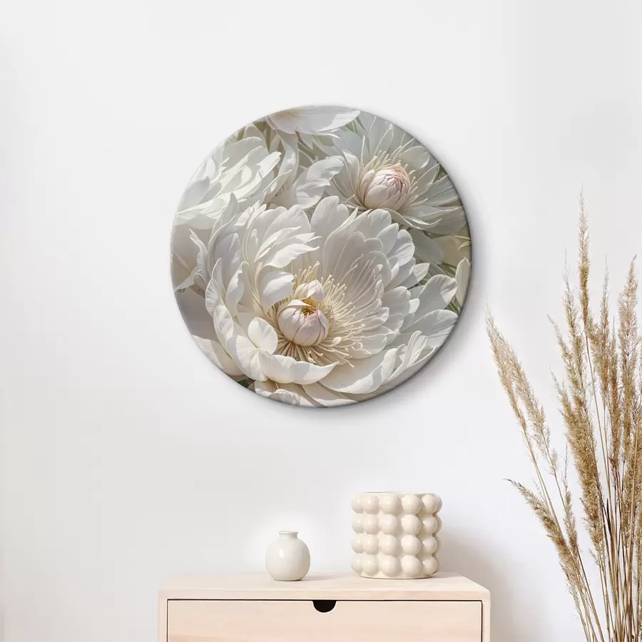 Wandbilder Nahaufnahme mehrerer großer, weißer Pfingstrosenblüten mit weichen, zarten Blütenblättern und leuchtend gelber Mitte r40575