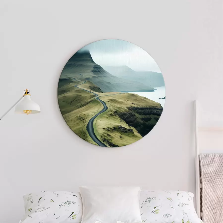 Wandbilder Minimalistische Straßenlandschaft auf den Färöer Inseln am Meer r40726