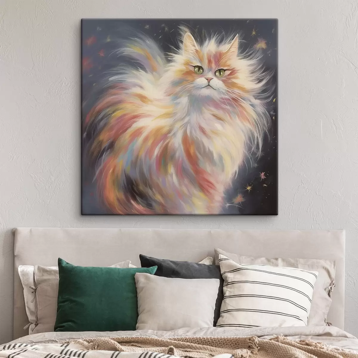 Wandbilder Flauschige Katze mit buntem Fell auf dunklem Hintergrund s42484