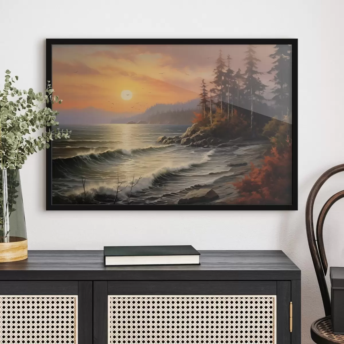 Poster Ein Sonnenuntergang über dem Meer mit Wellen, einem Kiefernwald und Herbstfarben im Vordergrund. f42571