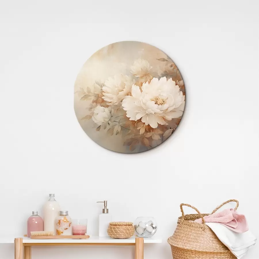 Wandbilder Zarte Pfingstrosen in pastelligen Cremetönen auf einem unscharfen Hintergrund, der eine sanfte und romantische Stimmung erzeugt. r42558