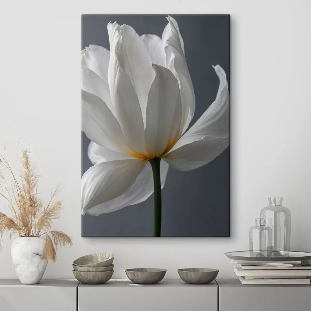 Wandbilder Weiße Blume auf grauem Hintergrund s42779