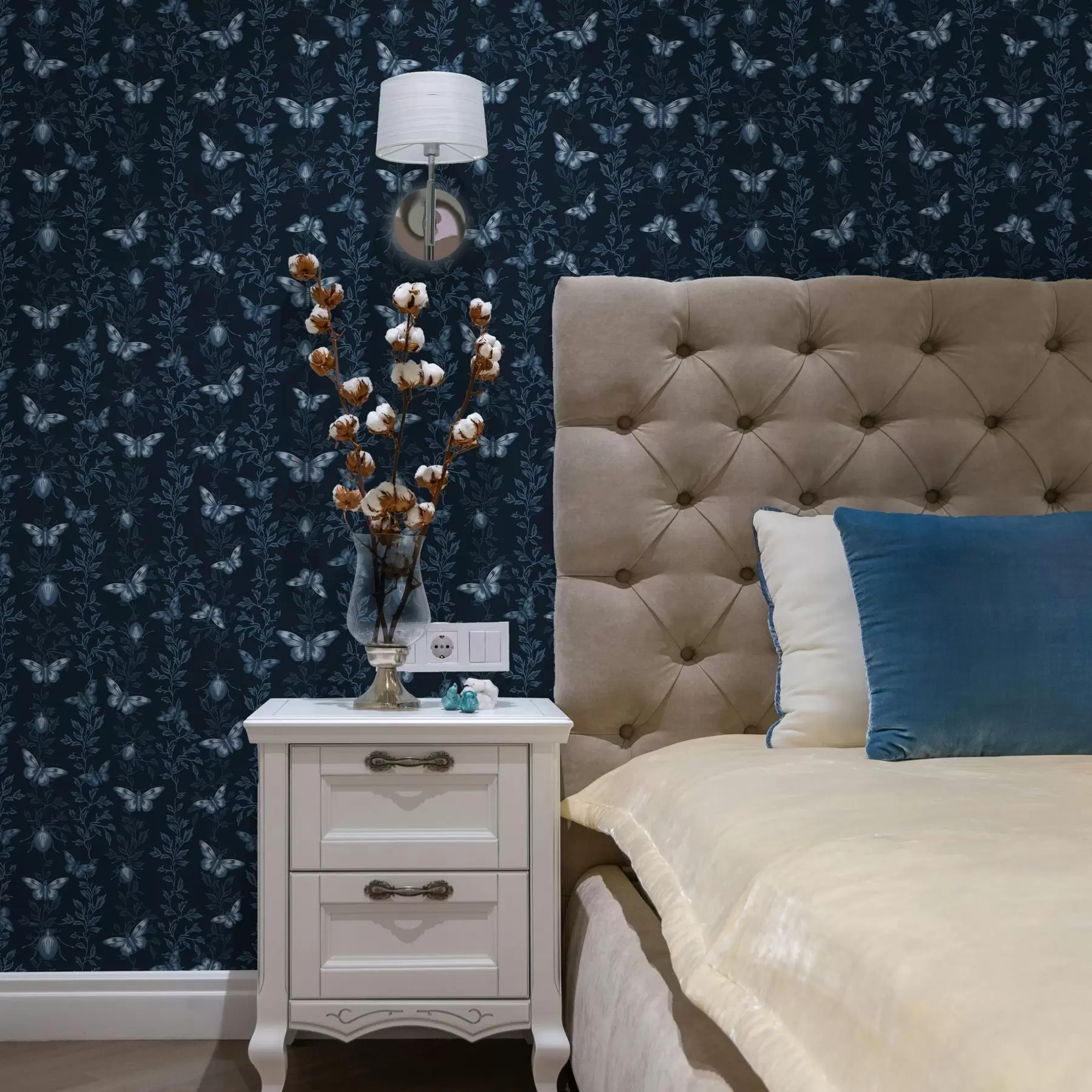 Fototapete Komposition mit Schmetterlingen, Blättern und Insekten auf blauem Hintergrund a00073