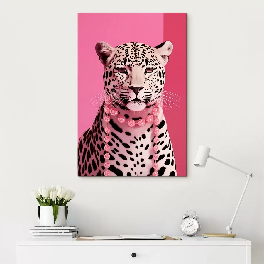 Wandbilder Porträt eines Leoparden mit rosa Halskette s43976