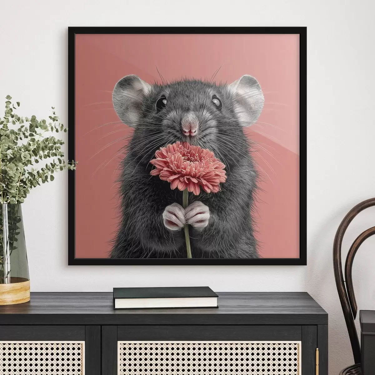 Poster Neugierige Ratte mit einer rosa Gerbera im minimalistischen Stil f44241