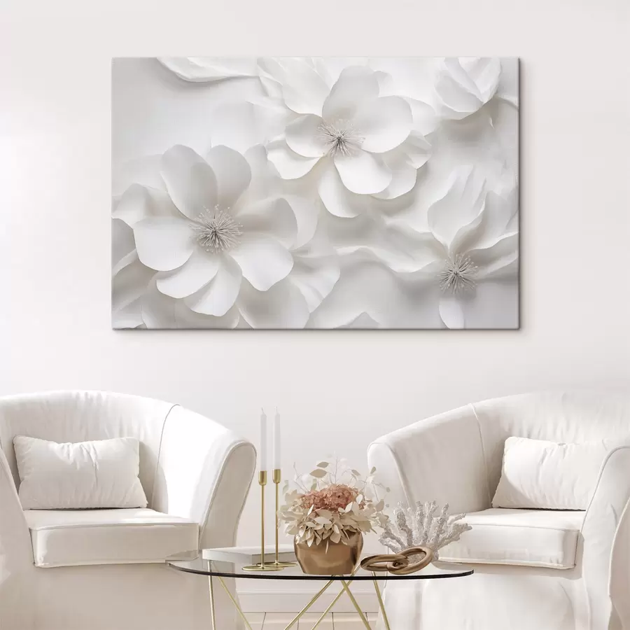 Wandbilder Weiße Zierblumen mit zarten Blütenblättern und verschlungenen Staubgefäßen s44406