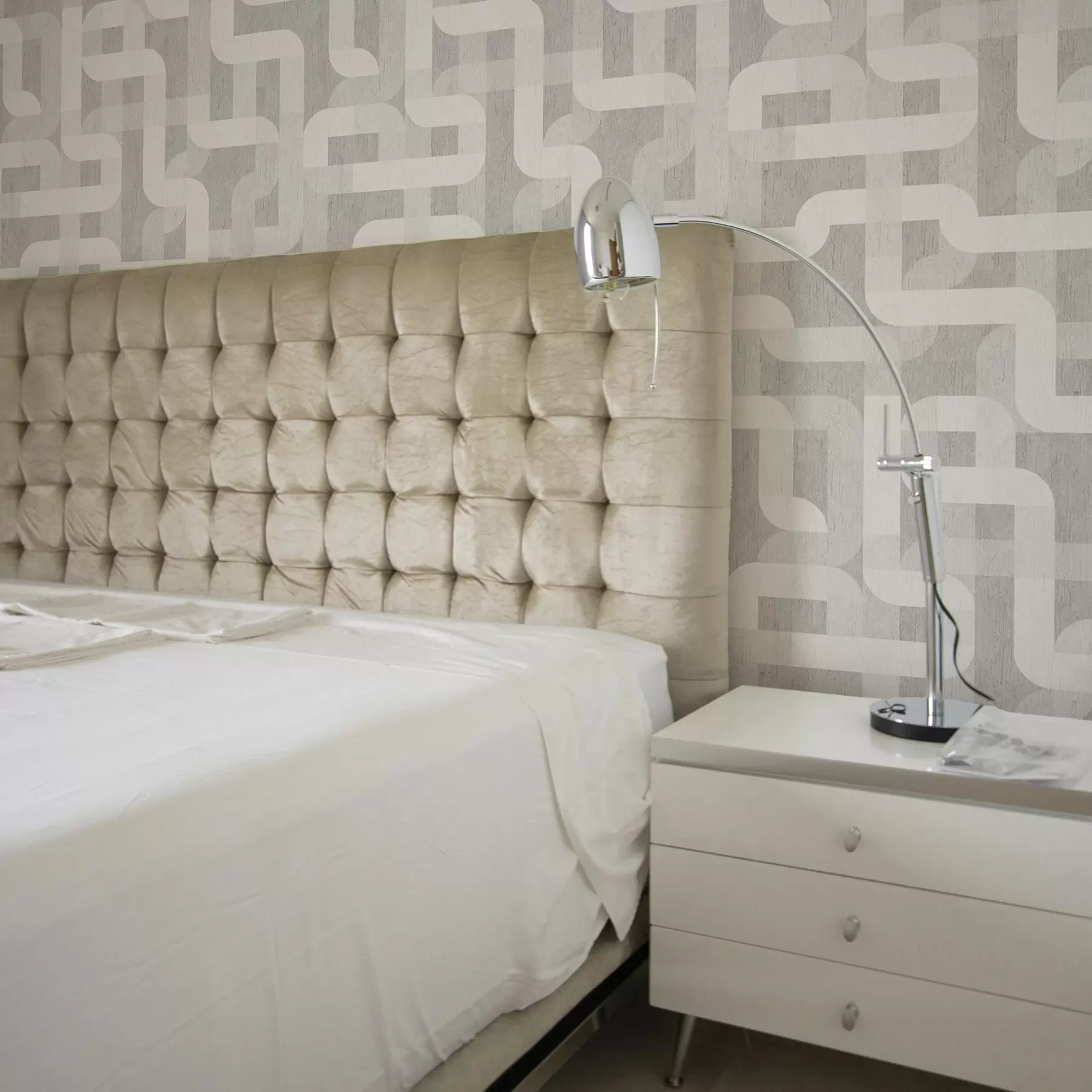 Fototapete Modernes grafisches Muster mit geschwungenen Linien a00190