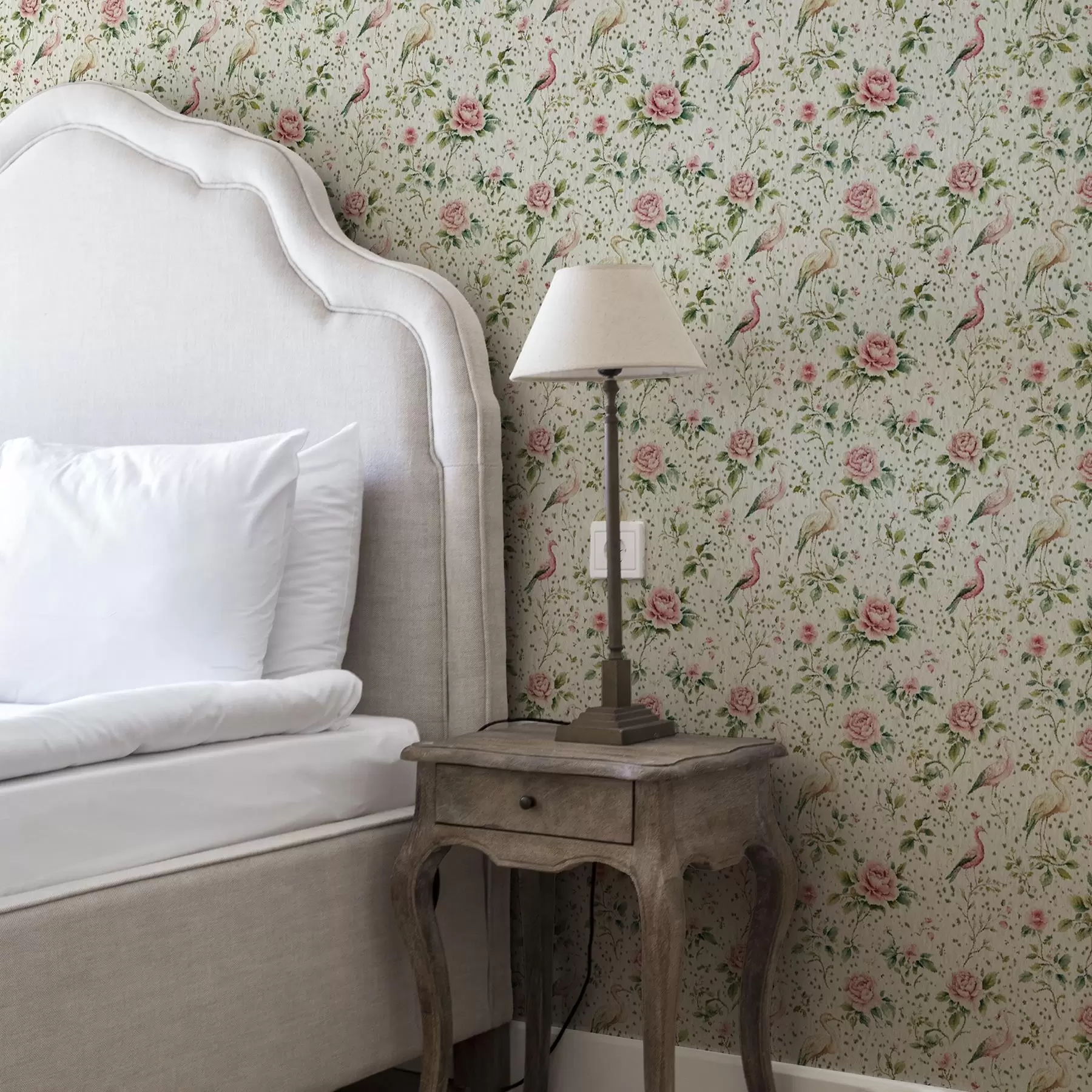 Fototapete Pastellrosa Rosen und Vögel im Shabby-Chic-Stil a00201