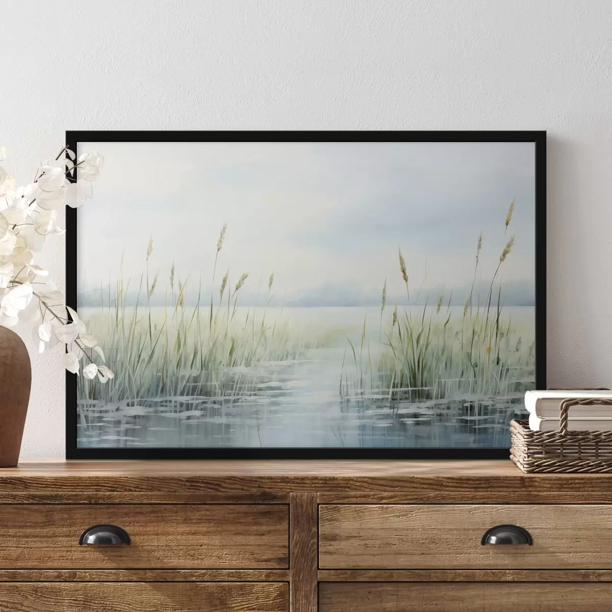 Poster Ein Aquarell Malerei Nachahmung der hohen Gras wächst in der Nähe von Wasser, bedecktem Himmel und unscharfen Hintergrund f44860