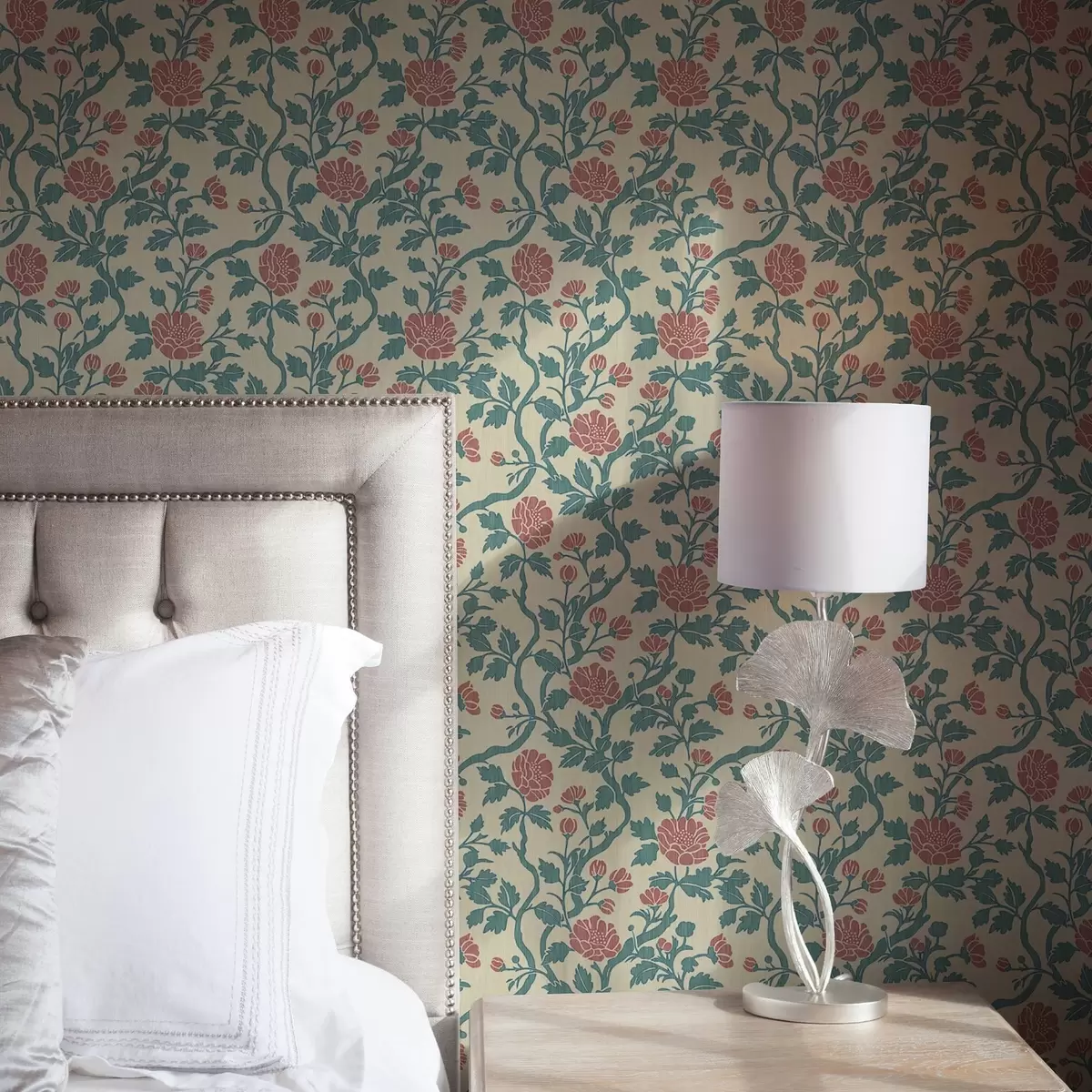 Tapete Ornamentale rosa Blumen auf beigem Hintergrund a00414