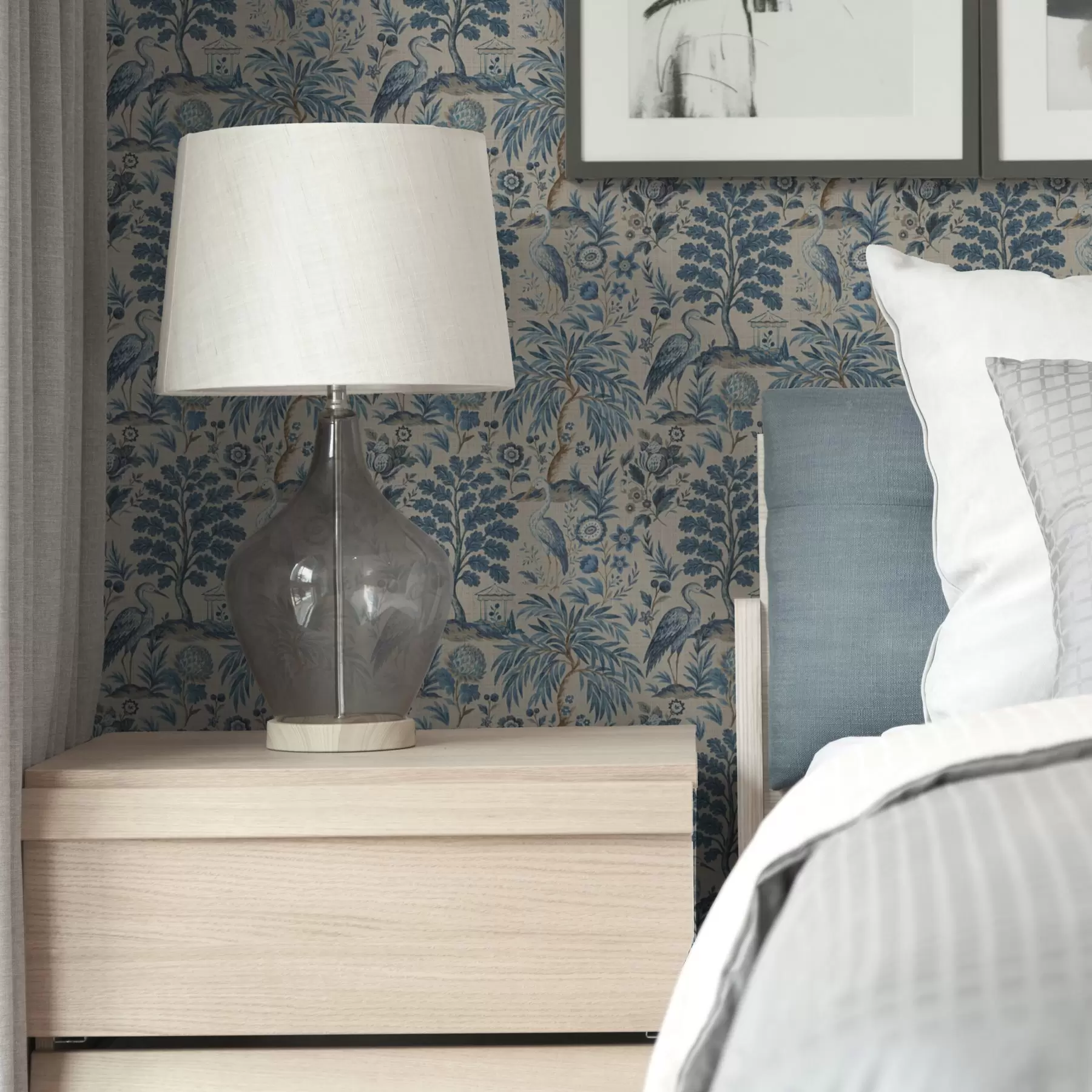 Fototapete Toile de Jouy-Stil mit blauen Vögeln und tropischen Bäumen a00382