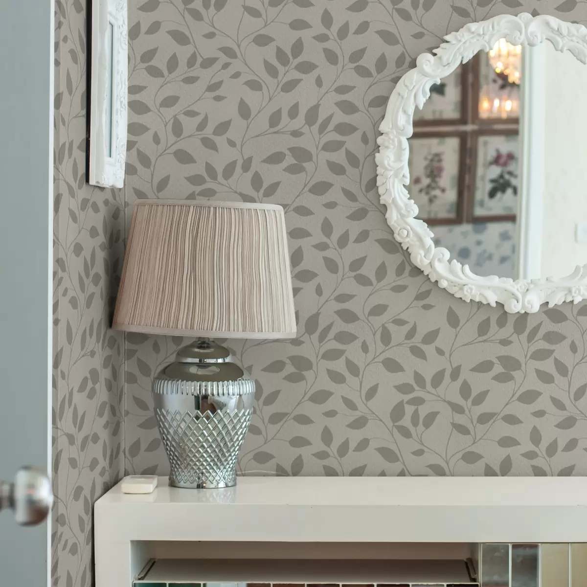 Tapete Monochrome Ranken auf einer fein strukturierten Leinwand a00386