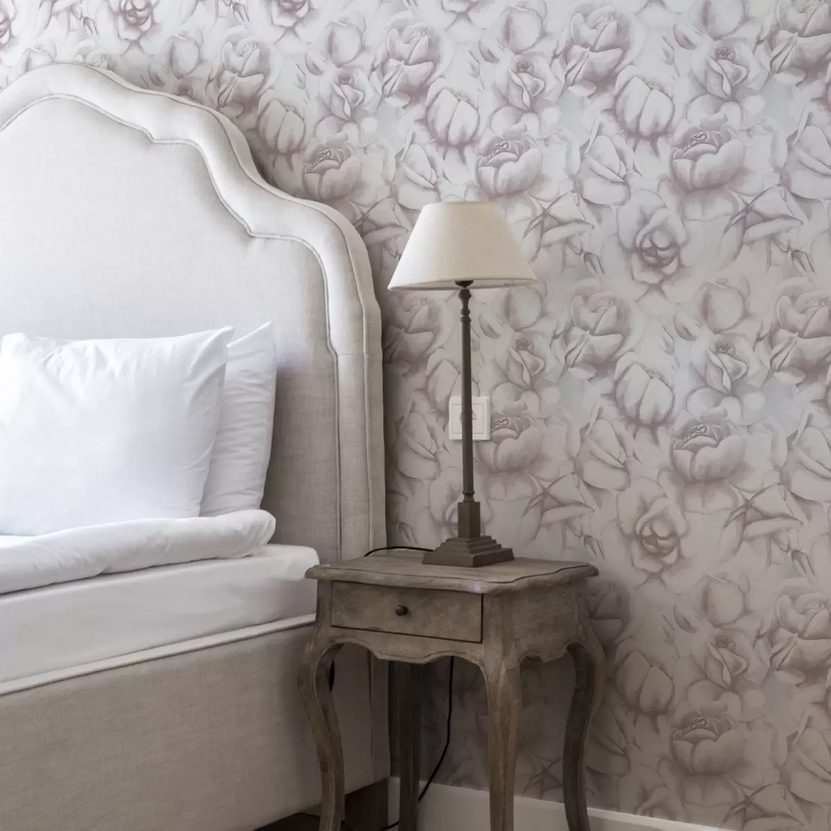 Tapete Aquarell rosa Rosen in einem zarten verschwommenen Stil a00434