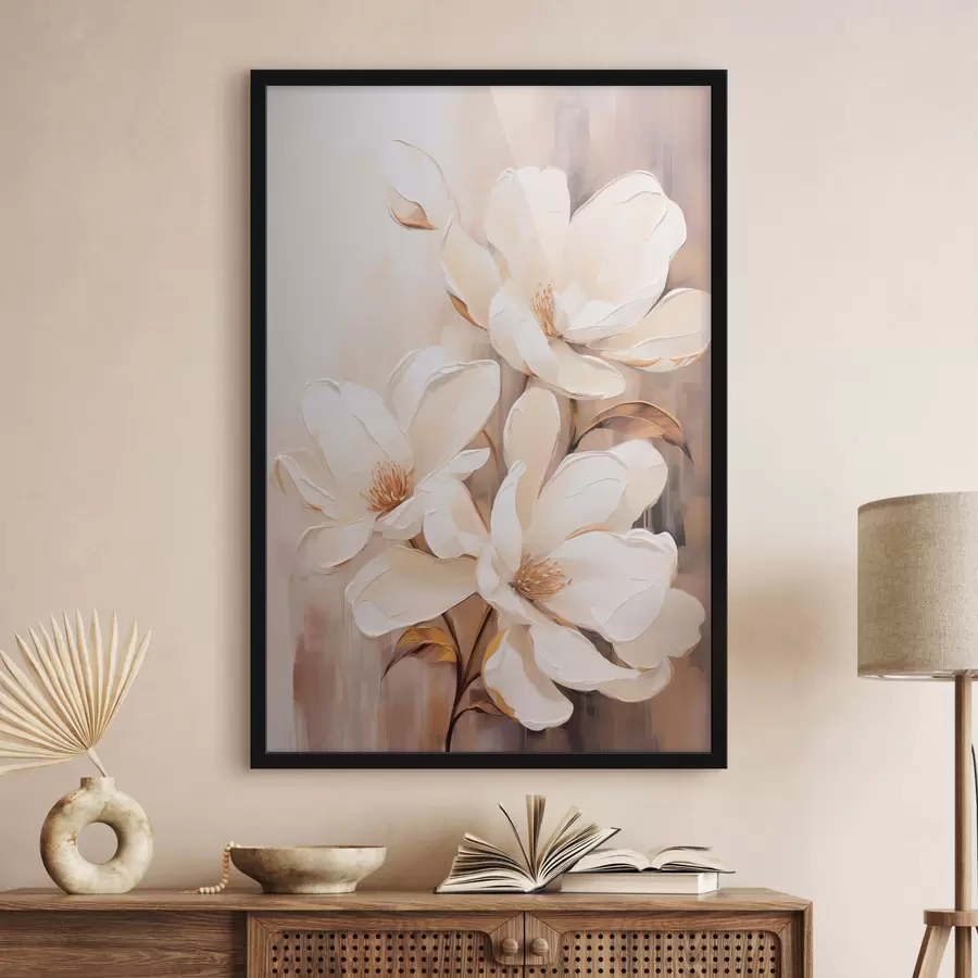 Fototapete Weiße Magnolienblüten vor einem weichen, verschwommenen Hintergrund aus Beige- und Brauntönen, elegante Blumenkomposition f45571