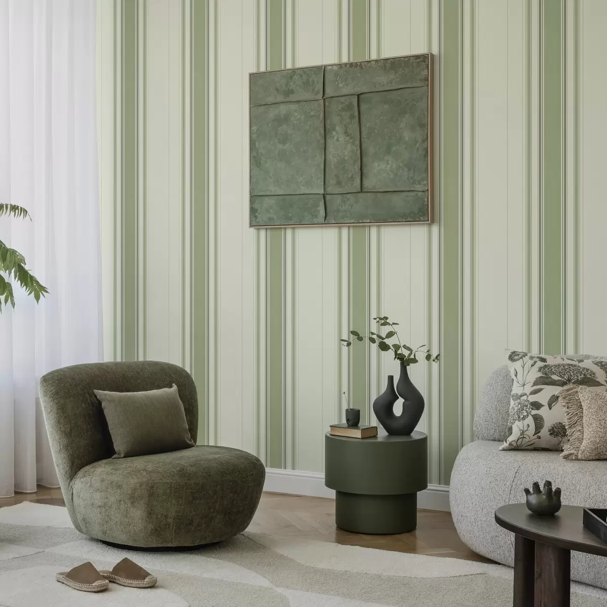 Tapete Cremefarbener Hintergrund mit einem breiten grünen Mittelstreifen a00519