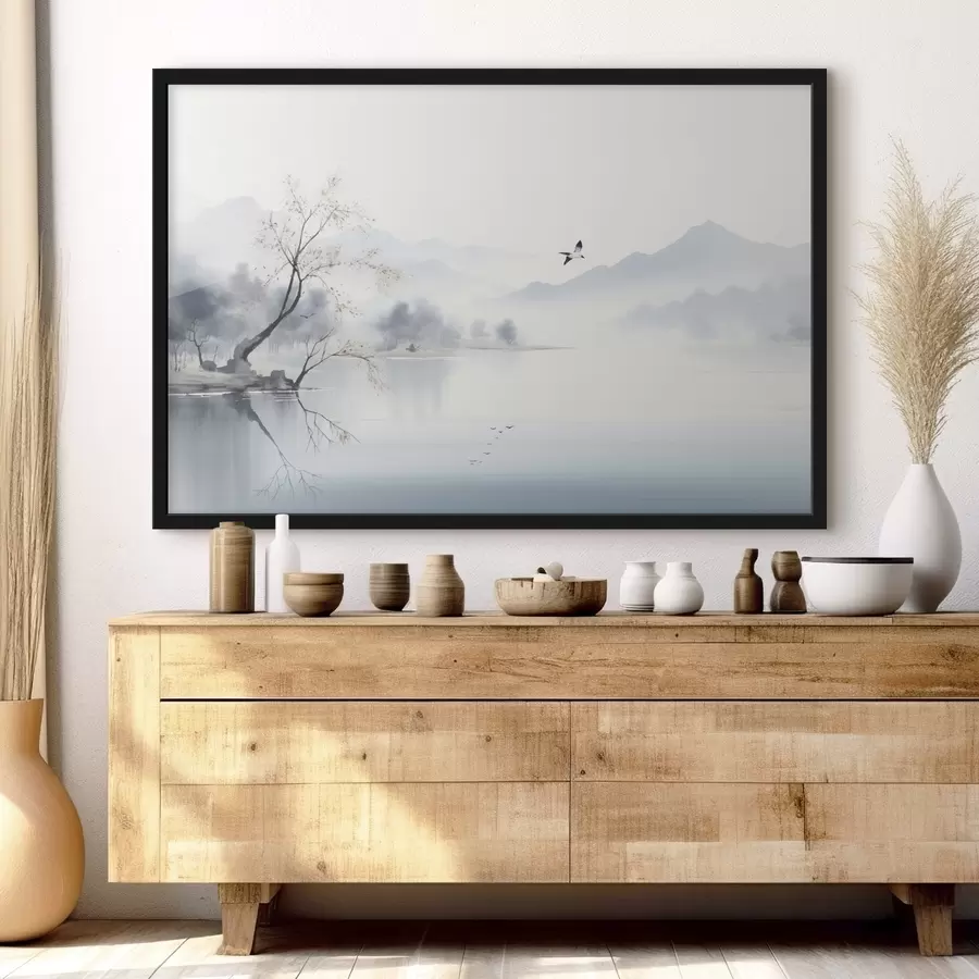 Fototapete Neblige Landschaft mit einem Baum, Bergen und Vögeln f45518