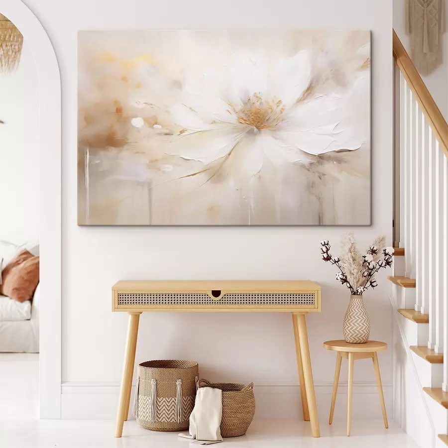 Wandbilder Eine helle Blume mit einem gelb-orangefarbenen Zentrum s45802