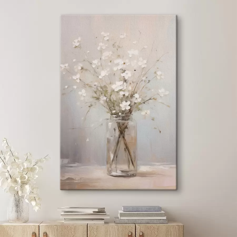 Wandbilder Ein Strauß weißer Blumen in einer transparenten Glasvase s45814