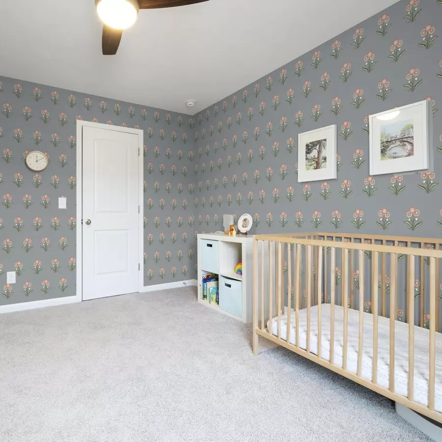 Fototapete Stilisierte Blumen auf grau-blauem Hintergrund, warme Farbpalette a00494