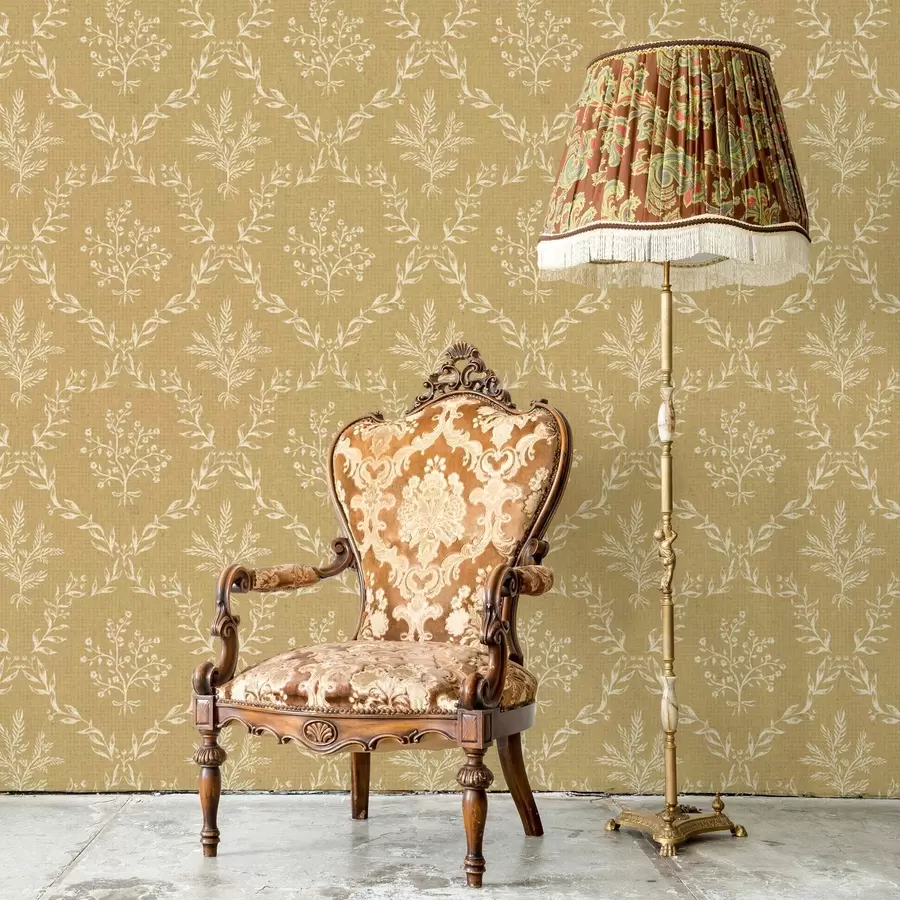 Fototapete Weiße Kränze aus Kräutern und Blumen auf senffarbenem Hintergrund a00599