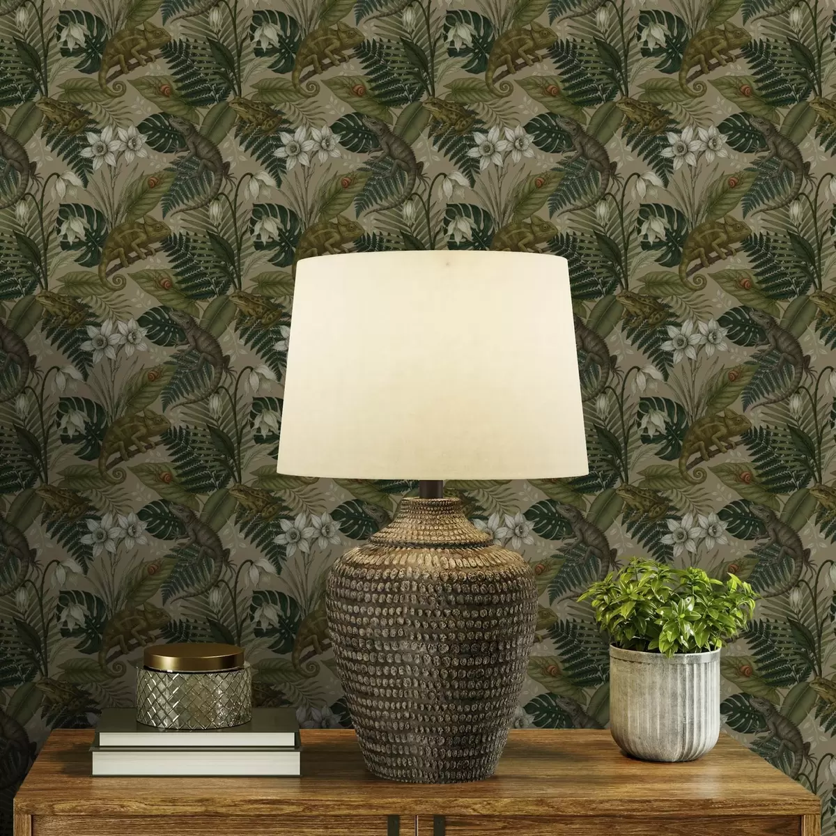 Tapete Chamäleons und tropische Blätter, weiße Blumen, beiger Hintergrund a00608