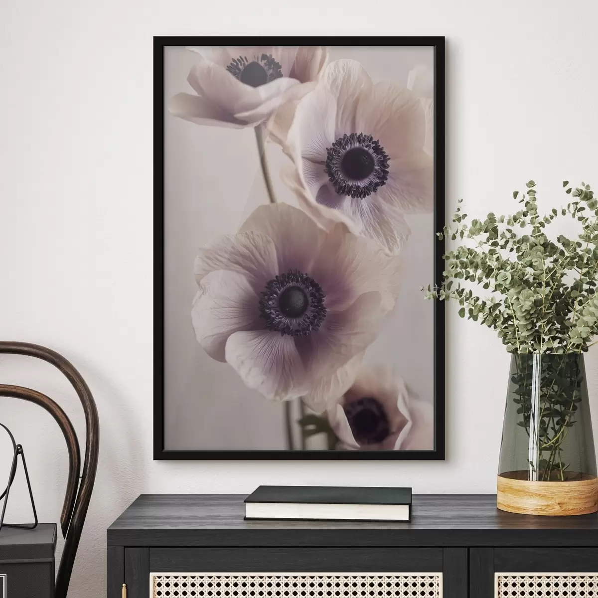 Poster Zarte Anemonen mit dunkler Mitte, pastellfarben f45875