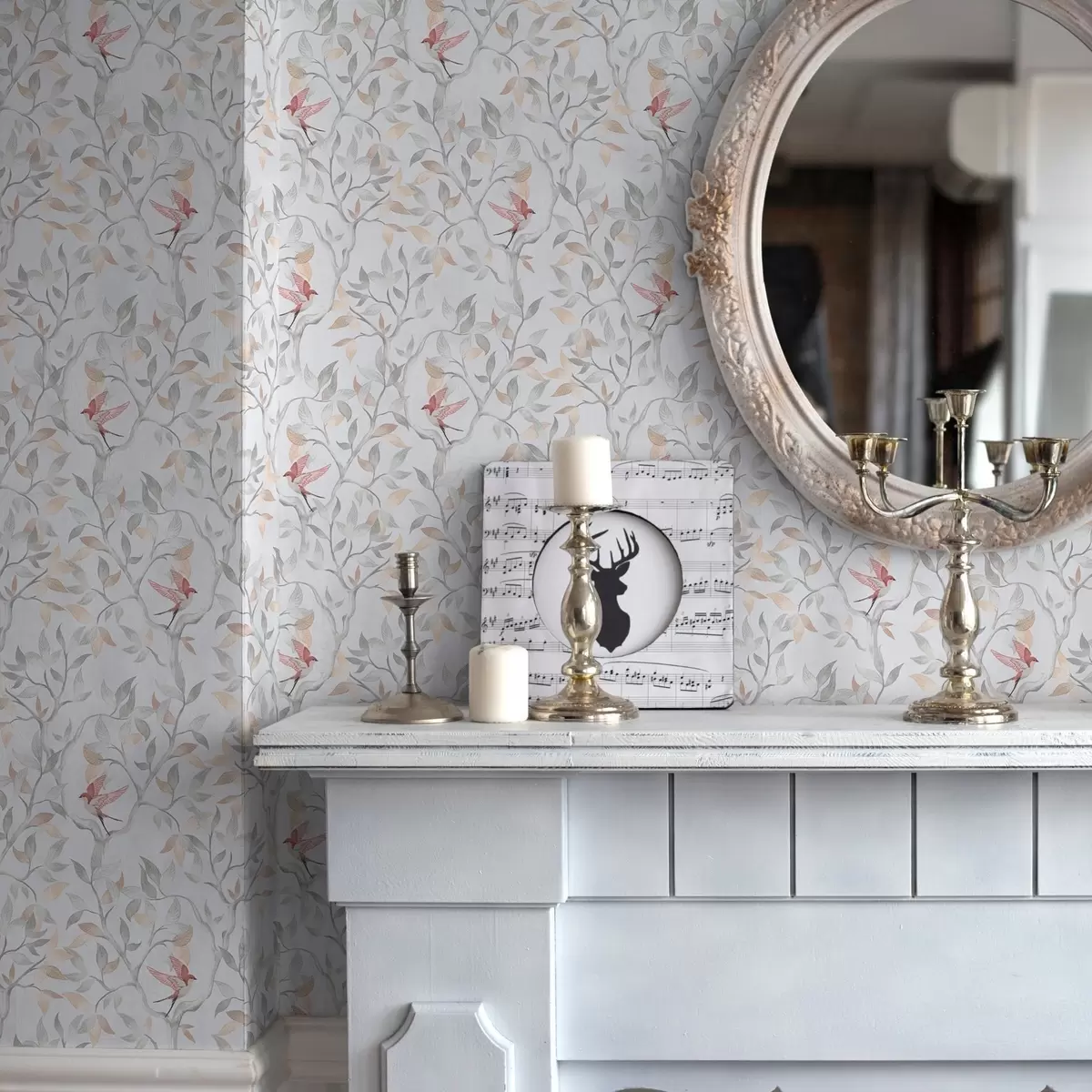 Tapete Leichte Äste mit Blättern und Vögeln in Pfirsichfarben a00716