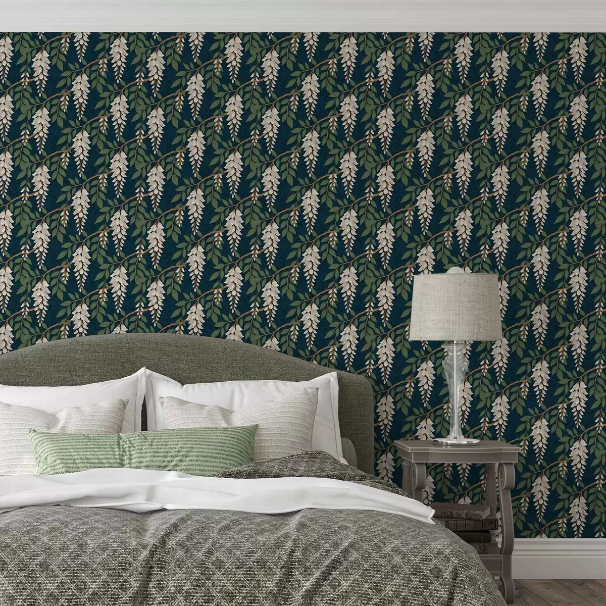 Tapete Elfenbeinfarbene Glyzinien auf tiefem blaugrünem Hintergrund a00694v1