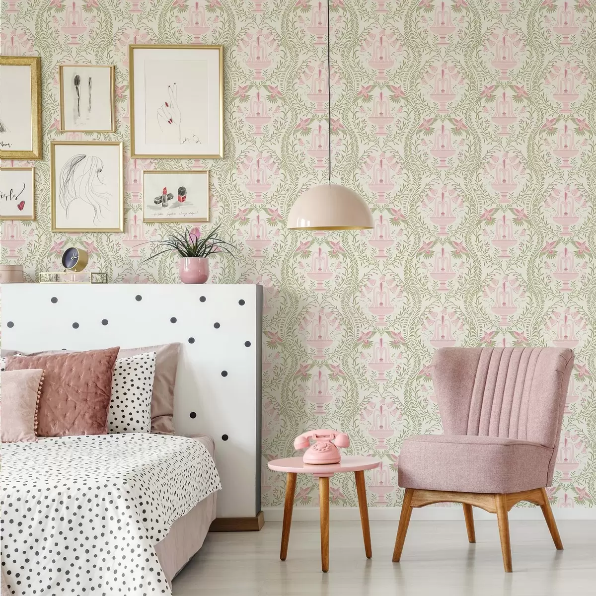 Tapete Brunnen, Kolibris und grüne Schriftrollen auf hellem Hintergrund a00723