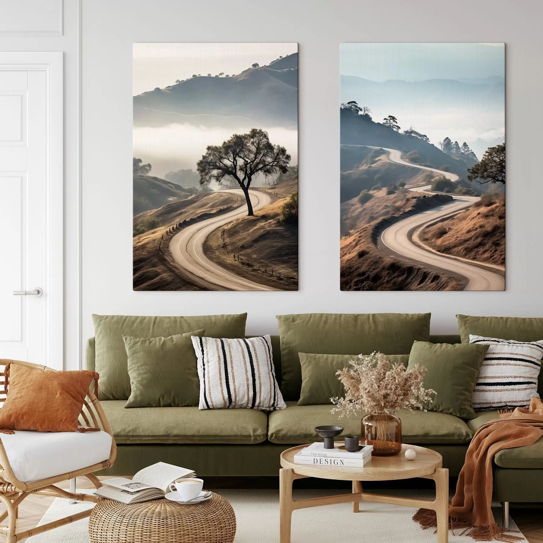 Wandbilder Eine kurvenreiche Straße durch eine hügelige Landschaft mit trockenem Gras unter einem klaren Himmel und Bergen in der Ferne m00887