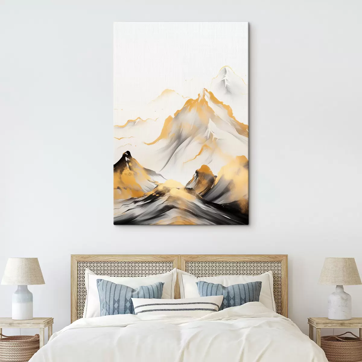 Wandbilder Strukturierte gelbe und schwarze Berge mit schneebedeckten Gipfeln, Tuschemalerei-Stil, minimalistische Bergkette s46683
