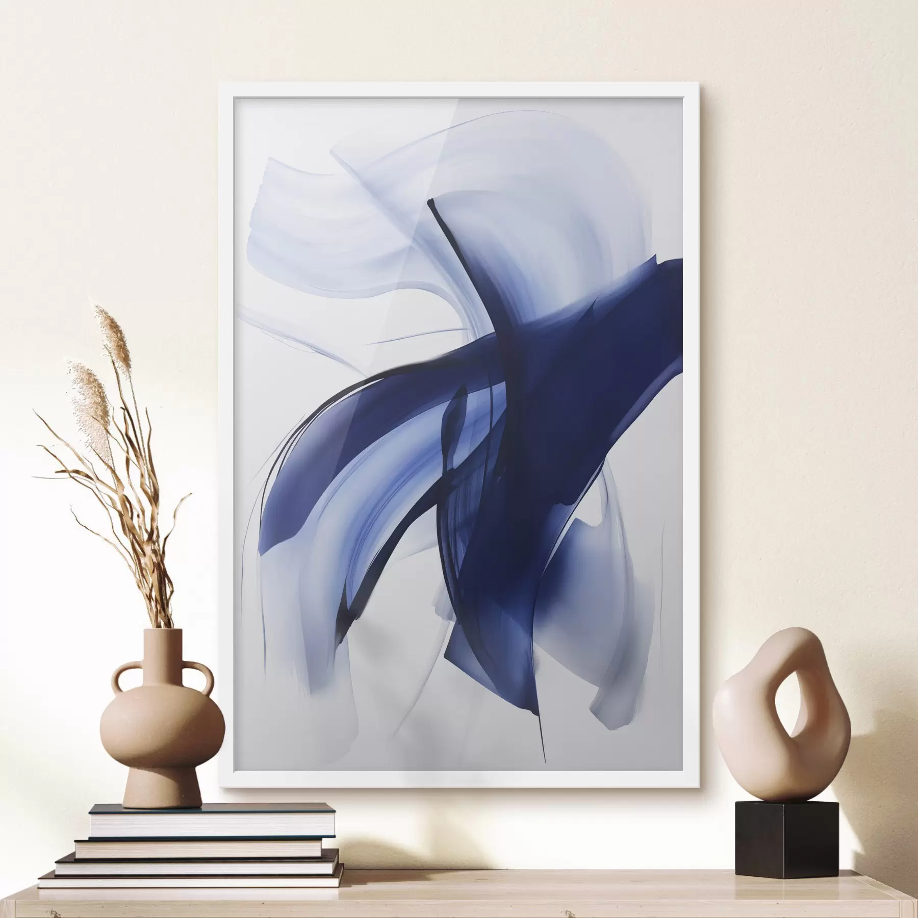 Fototapete Abstrakte blaue, pinselstrichartige Formen mit fließenden Linien und Kurven vor weißem Hintergrund, moderne Kunst f47429