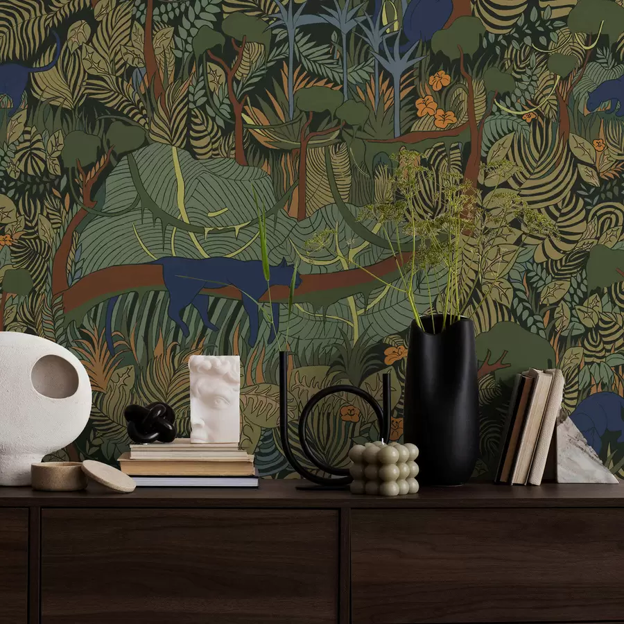 Fototapete Dunkle Waldszene mit Tieren a01108v1