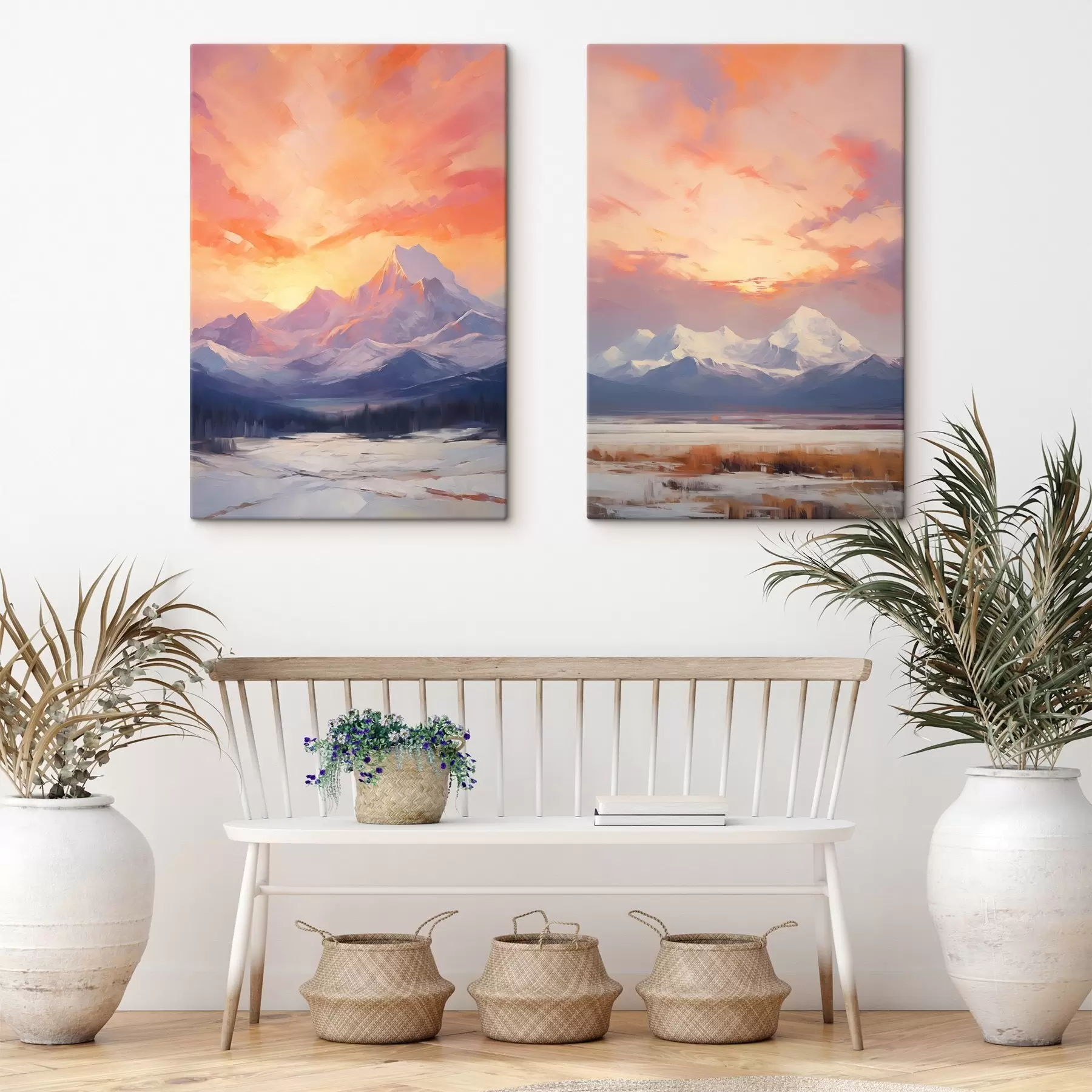 Wandbilder Schneebedeckte Berge unter einem leuchtend orange-rosa Himmel mit Wolken m30321