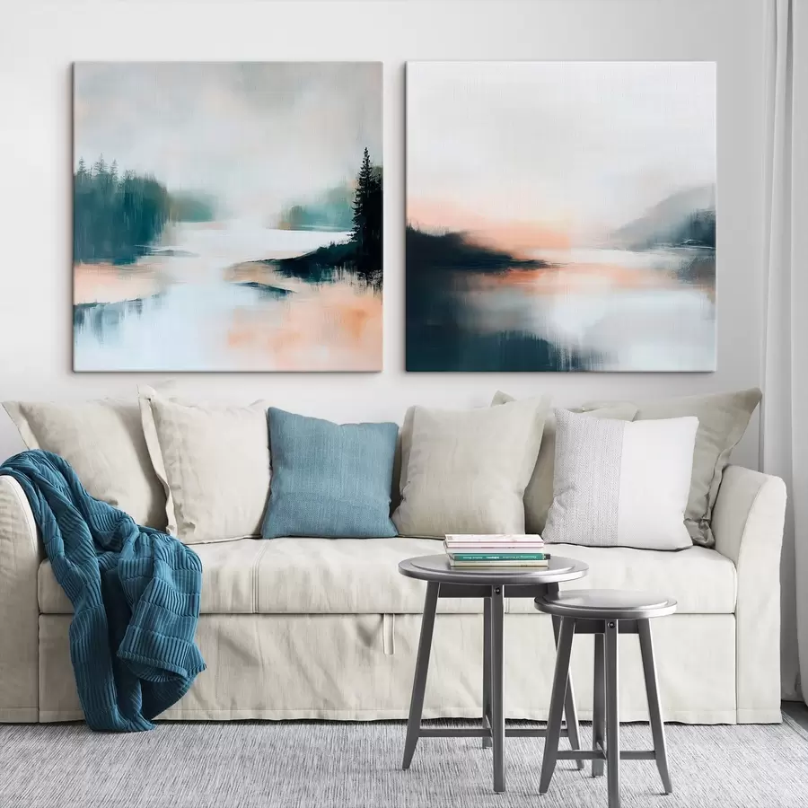 Wandbilder Nebelverhüllte Landschaft mit Nadelbäumen und einem See in zeitgenössischem Malstil m30357