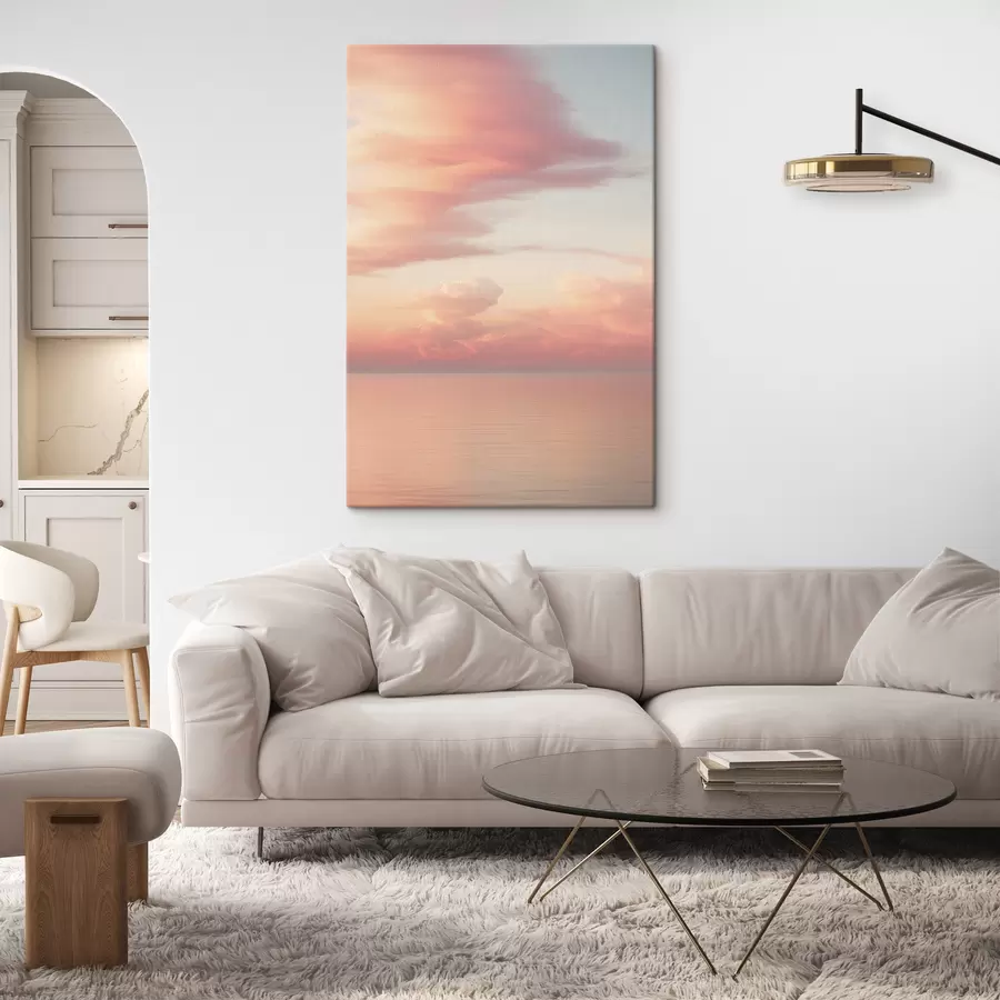 Wandbilder Ein pastellfarbener Himmel voller sanfter Wolken über einem ruhigen, spiegelglatten Meer bei Sonnenuntergang s49177