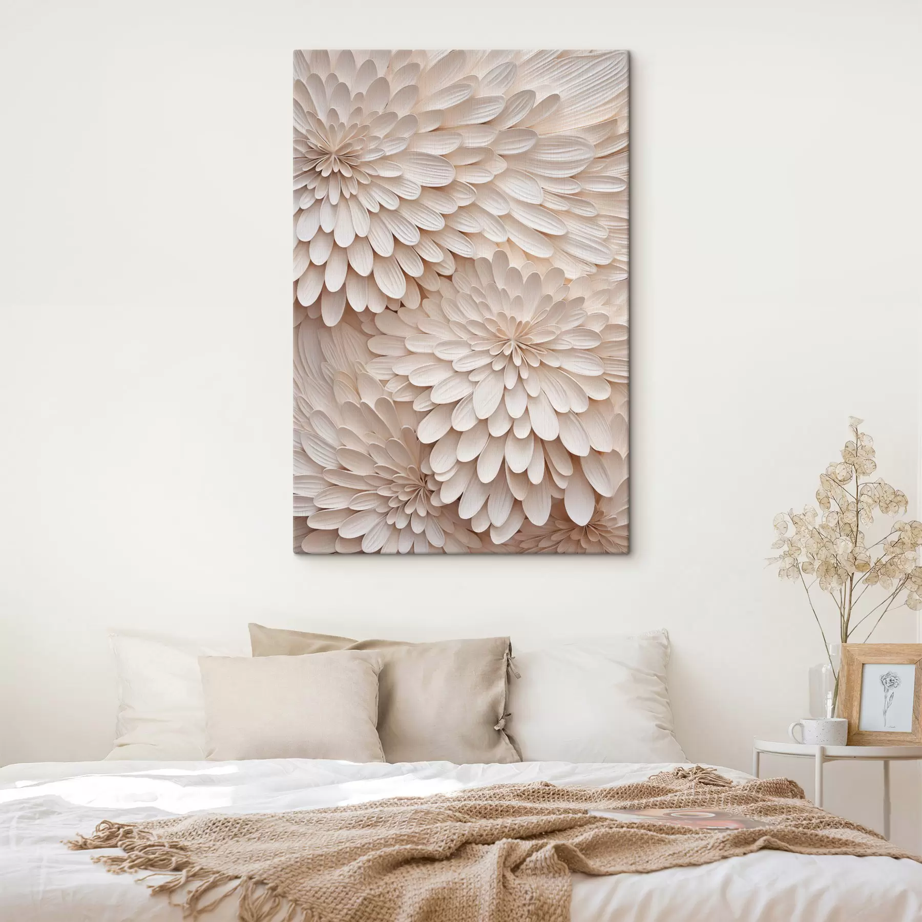 Wandbilder Mehrschichtige, cremefarbene Blütenblätter, die abstrakte Blumenformen bilden – strukturierte Kunst s49769