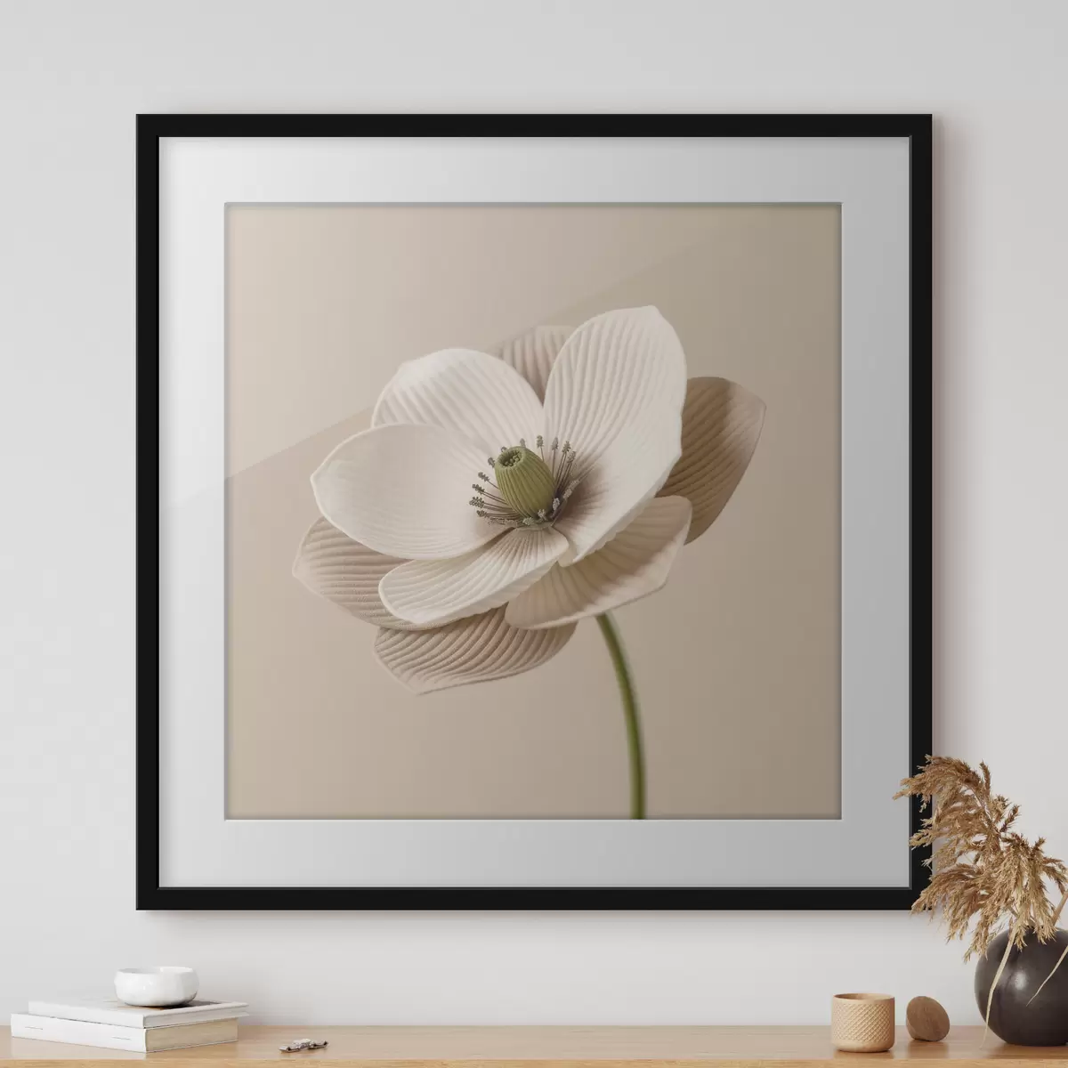 Poster Blume mit strukturierten Blütenblättern in Beigetönen im minimalistischen Stil f49719