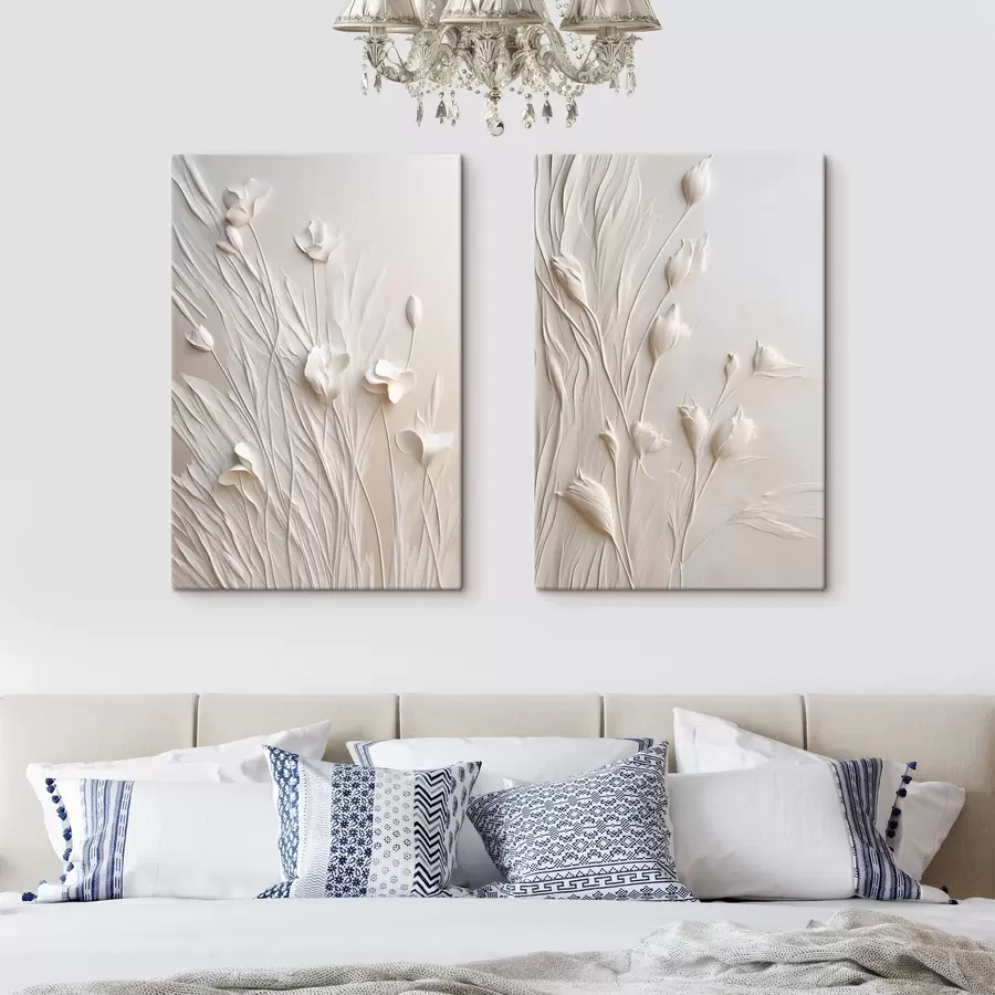 Wandbilder Weiße Blumen und Gras vor einem hellen pfirsichfarbenen Hintergrund, minimalistische Kunst m30846